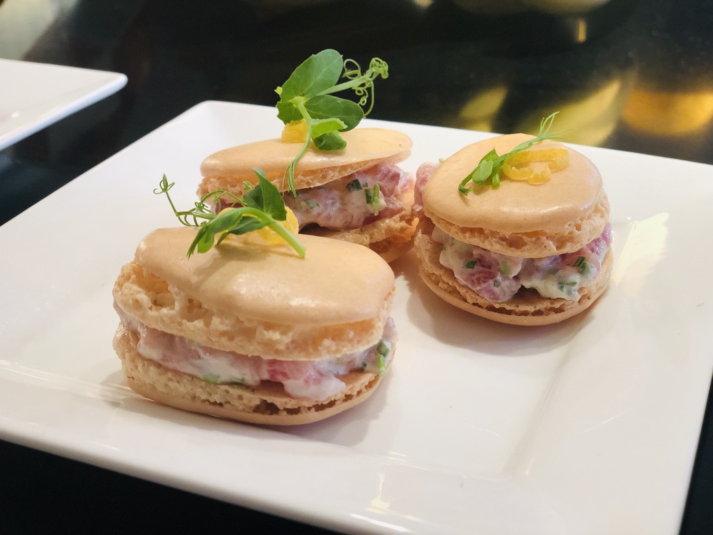 Tuna macarons