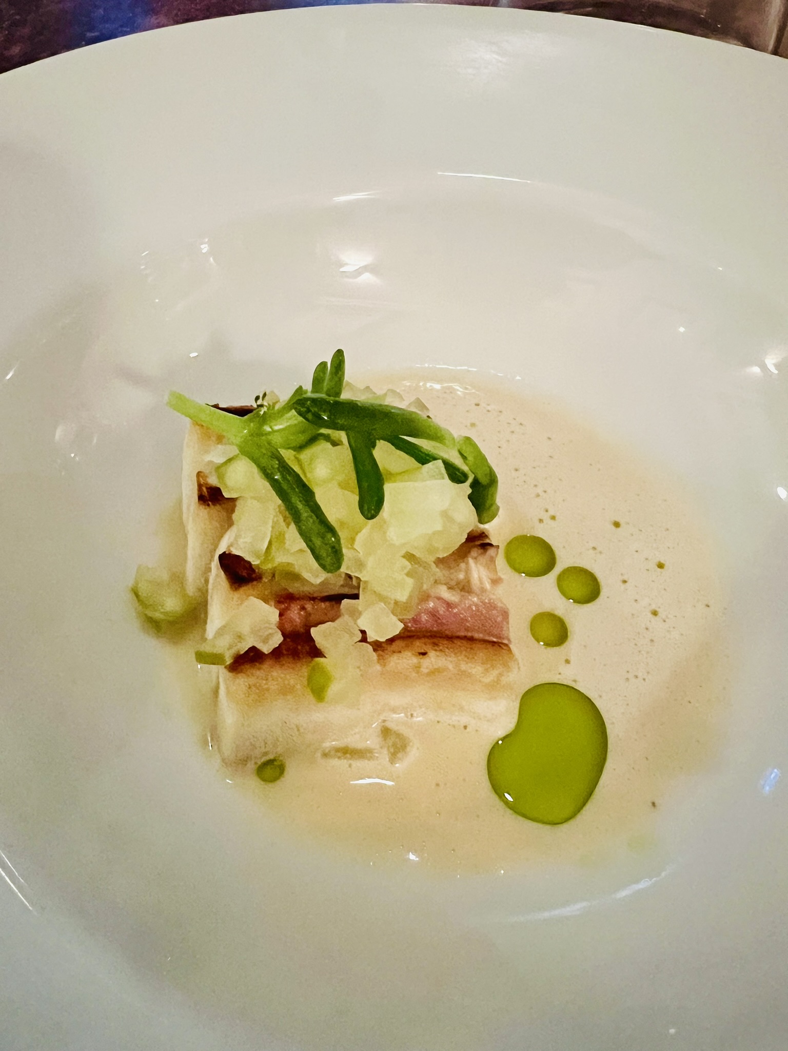 Smoked eel and brioche in beurre blanc